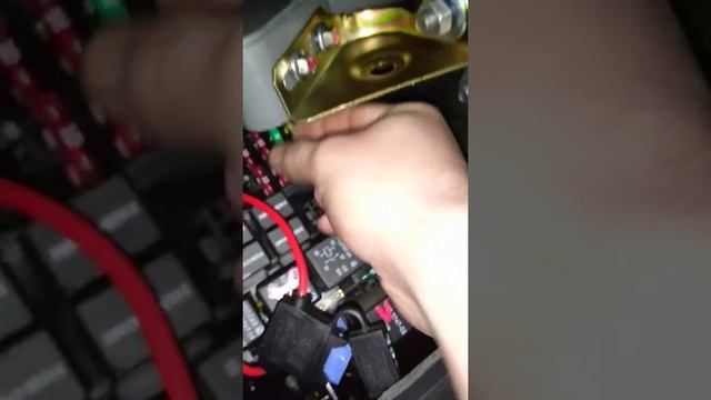 УАЗ патриот 2016 года,не работают дворники,подогрев сидений и переключение баков!!! смотреть онлайн