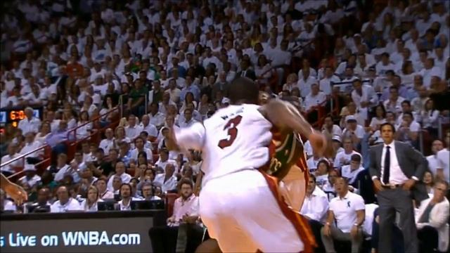 Wade Blocks Bass смотреть онлайн