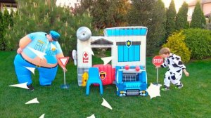 Илья и Картонка и новая Подборка видео для детей про полицейских