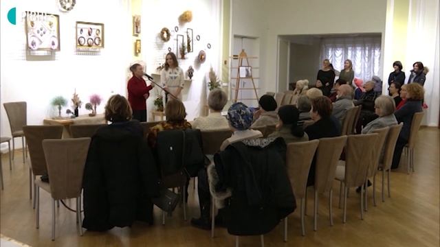 Тільки природні матеріали: у Рівному експонують флористику місцевої майстрині смотреть онлайн