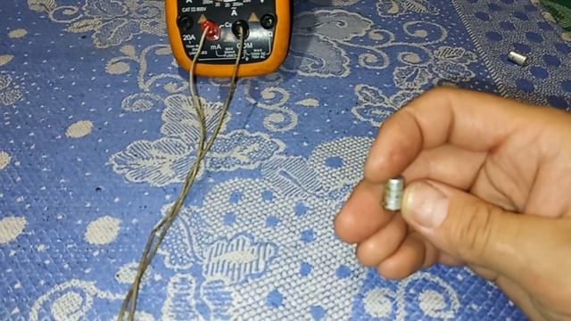Старые электролиты. Менять или не менять? Ну ведь играет же)). Ответ специалиста смотреть онлайн
