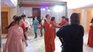 Марийские танцы под марийскую песню  на марийской свадьбе