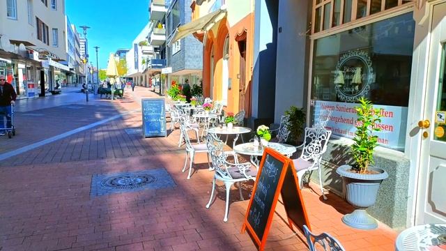 Sehenswürdigkeiten in Brühl. Stadt #Brühl #Nordrhein-Westfalen #Deutschland смотреть онлайн