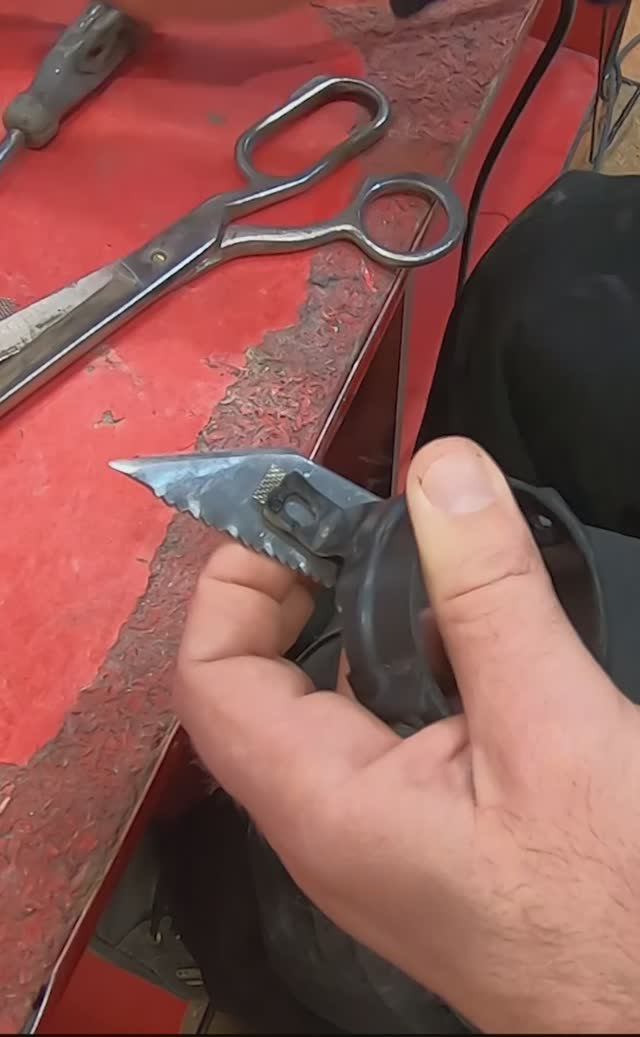 А ПАЙКА ДЕРЖИТСЯ