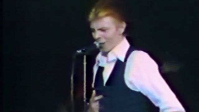 David Bowie - Life on Mars? (Live Isolar Tour 1976 Rehearsal) смотреть онлайн