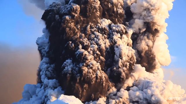 Top 10 Volcano Eruptions Caught On Camera