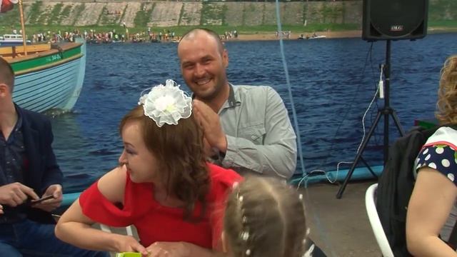 Подарок от родителей детям на выпускной в начальной школе смотреть онлайн