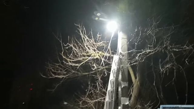 Сравнительный тест консольного светодиодного уличного светильника и светодиодного прожектора смотреть онлайн