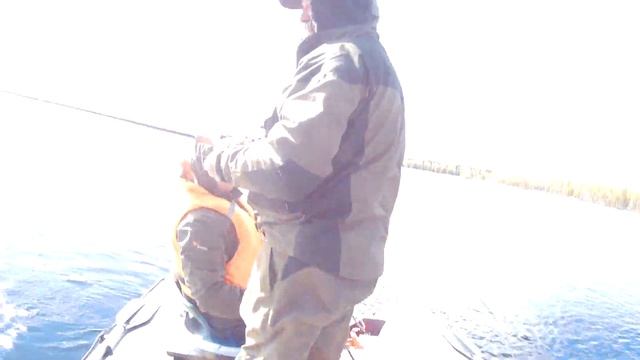 Водлозеро Трофейные окуни Севере Карелии. Анонс. смотреть онлайн