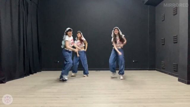 [YKM] NEW JEANS - OMG (Intro + Break) Dance Practice 3 members (Mirrored) 3명 смотреть онлайн