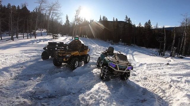 Can am outlander 650 400 vs Yamaha grizzly 700 in the snow at mclean creek смотреть онлайн