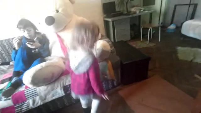 Сегодня Пасха и Евачка Танцует для мамы танец/ЕваБэби смотреть онлайн