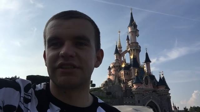 Как посетить Парижский Диснейленд за пол дня и абсолютно бесплатно ? смотреть онлайн
