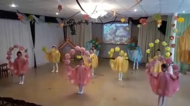 Постановка танца к 8 марта, в помощь музыкальным руководителям и хореографам в детском саду. смотреть онлайн
