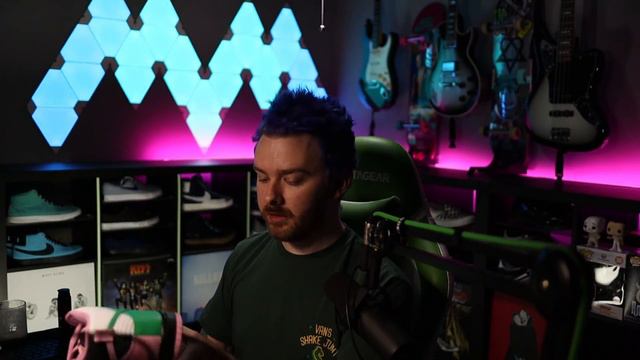 Nike SB Dunk High Invert Celtics Unboxing and Review (dunks) смотреть онлайн