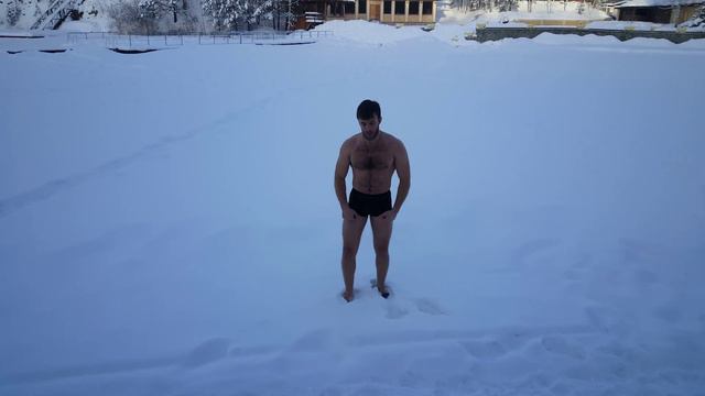 Закапывание в снег на Рождество!!!👍👍👍 смотреть онлайн