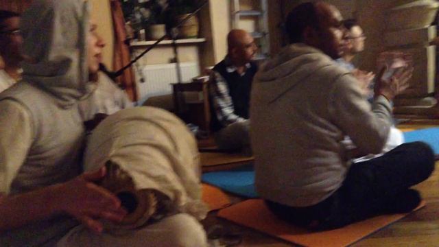 Шри Нрисимха пранама, молитва Господу Нрисимхе смотреть онлайн