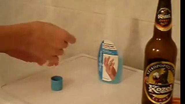 Как разрезать стеклянную бутылку... (HD) смотреть онлайн
