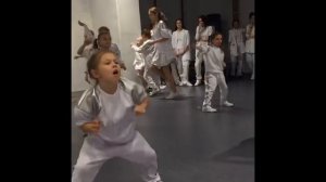 Dancing children, russian girl Талантливые дети -Вика Родионова видео-визитка