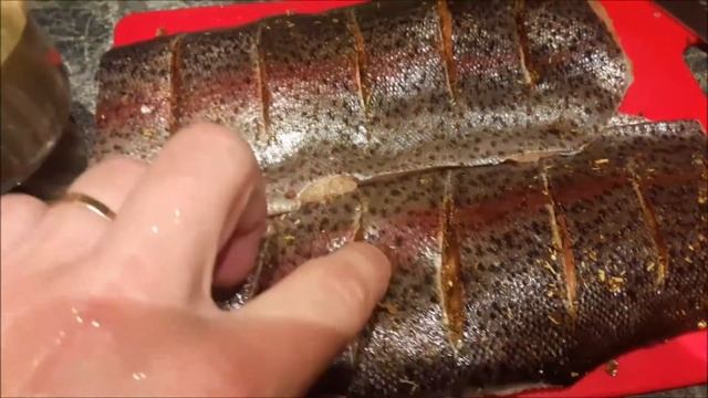 Форель на сковороде гриль! смотреть онлайн