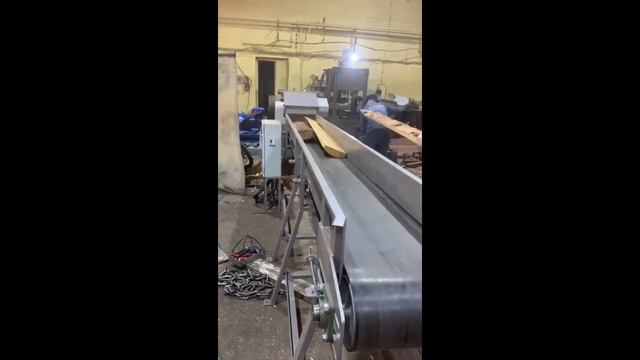 Рубительная машина KRAFTER RS 400 процесс переработки отходов древесины в щепу смотреть онлайн