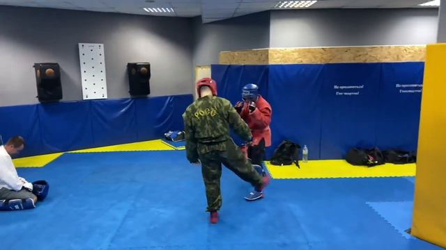 Спарринги по пятницам смотреть онлайн