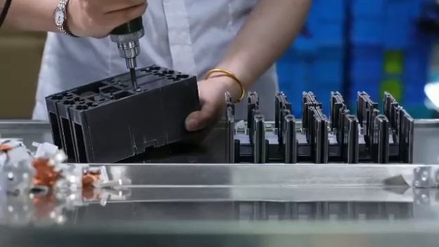Производство силовых автоматических выключателей ANDELI смотреть онлайн