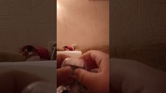 Открываю чюпа чупс Киндер шоколадное яйцо с Фиксиками смотреть онлайн