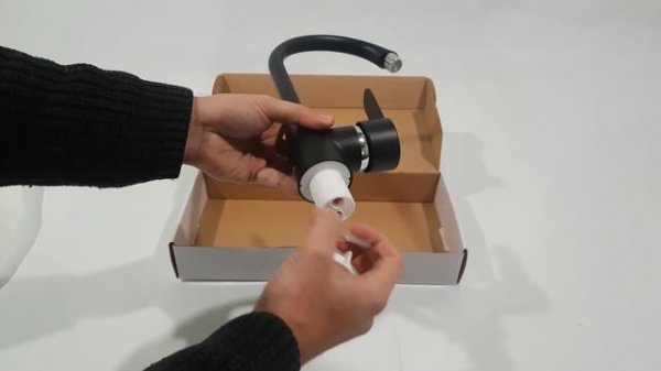 Смеситель для кухни Brinex 35B 007