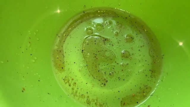 Легкий салат с куриными желудочками. смотреть онлайн