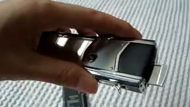 How to install the VERTU Signature v8 sim card and how to open the rear cover смотреть онлайн