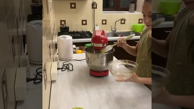 Готовим творожный кекс и зефир. смотреть онлайн