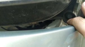 Замена переднего крыла Renault Symbol - Clio2