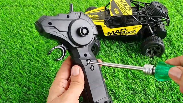 Remote control MAD Phantom high speed racing car | RC drift car смотреть онлайн