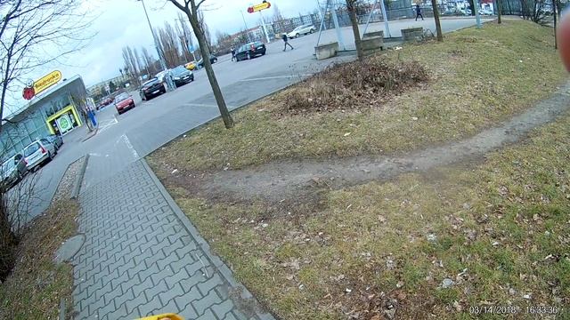 ПОЛЬША. КУПИЛА РАСТВОР ДЛЯ КОНТАКТНЫХ ЛИНЗ смотреть онлайн