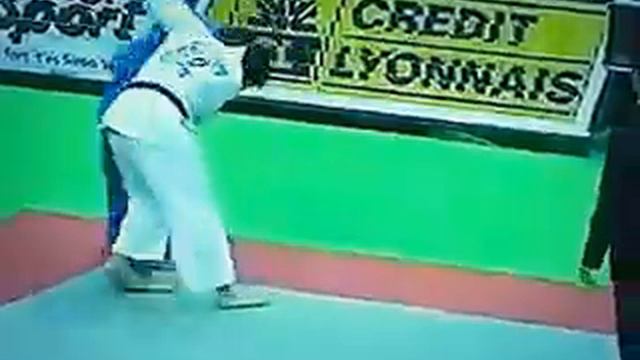 JUDO 1998 Tournois de Paris: Kosei Inoue 井上 康生 (JPN) – Iveri Jikurauli (GEO) смотреть онлайн