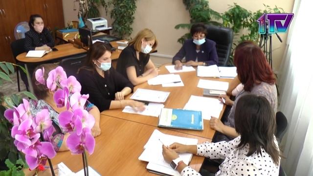 23,6,21, 23 июня - единый профессиональный праздник для всех государственных служащих мира смотреть онлайн