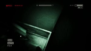 Outlast: Пропускаем 90% игры БЕЗ ЧИТОВ! (баг)