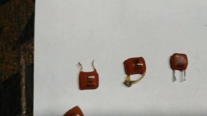 Виды и маркировки рыжих КМ конденсаторов