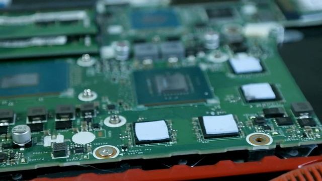 Как почистить ноутбук от пыли ► Замена термопасты на ноутбуке смотреть онлайн