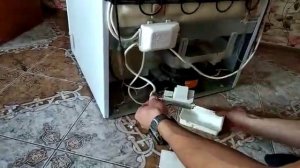 Холодильник Индезит. Не работает охлаждающее отделение. Таймер. Диагностика неисправности.