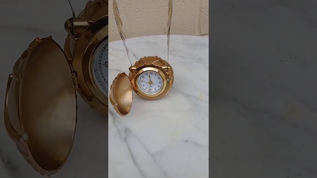 Harry Potter's golden snitch clock смотреть онлайн