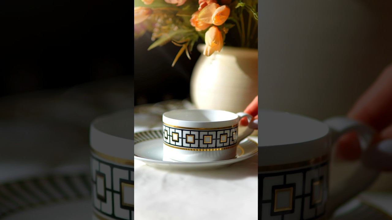 Коллекции Amazonia, Avarua, MetroChic, Quinsai Garden из премиального костяного фарфора смотреть онлайн