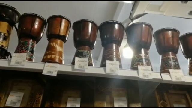 БИЗНЕС И ЖИЗНЬ У МОРЯ.ГЕЛЕНДЖИК.ОПТОВЫЙ СКЛАД СУВЕНИРОВ смотреть онлайн