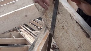 Как быстро,просто и качественно сделать запил стропил в вальмовой крыше