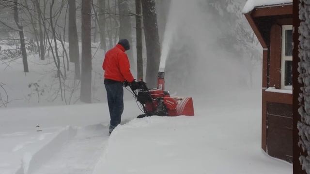 The Best Freaking Snowblower In The Entire Galaxy - Honda HSS Series