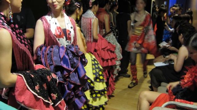Flamenco Hong Kong: Alegrias con Bata de Cola ("TIME TO SHINE" rehearsals & stage fotos) смотреть онлайн