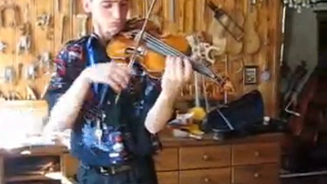 Georgiy Sokolov скрипка Пьетро Гварнери.wmv смотреть онлайн