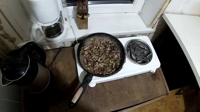 Жареный грецкий орех. Нестандартный десерт под новый год смотреть онлайн