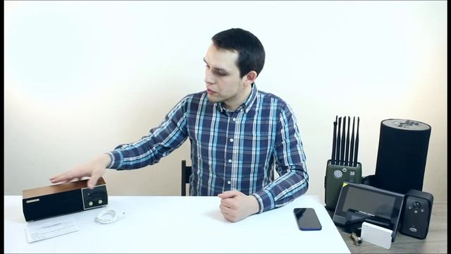 Обзор комплектации подавителя диктофонов - UltraSonic Ураган смотреть онлайн